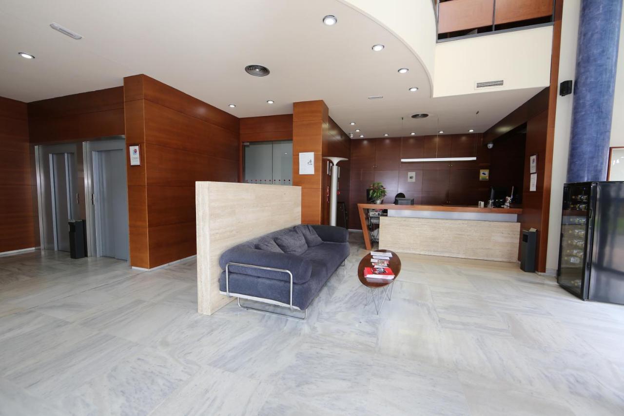 Hotel Universidad Альбасете Экстерьер фото